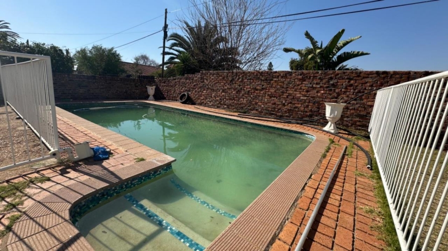 4 Bedroom Property for Sale in Monument Heights Northern Cape